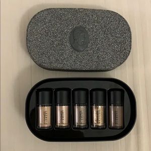 MAC Object of Affection